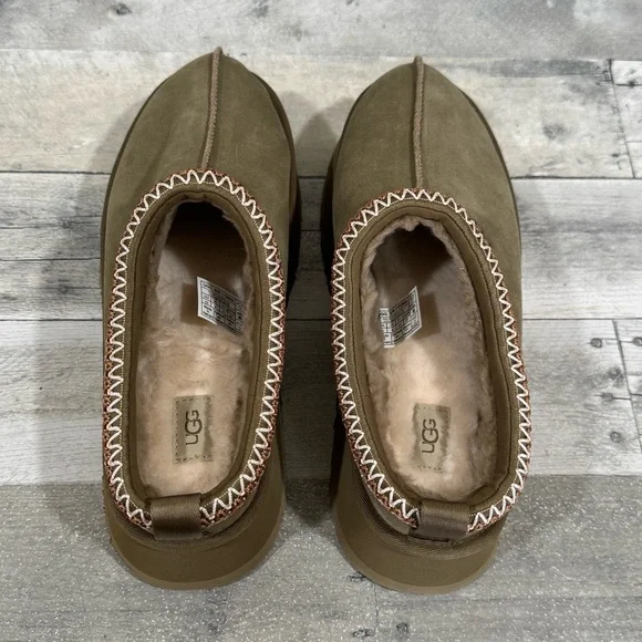 UGG TAZZ PLATFORM SLIPPER CLOGS MULES - ANTILOPE - SZ - 10 .US